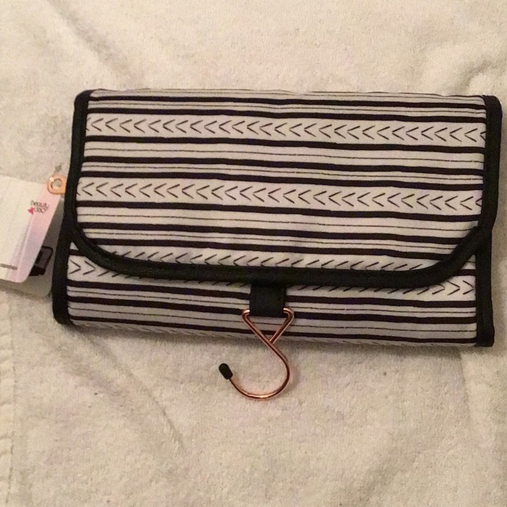 Beauty 360 Black and White Cosmetic Travel Bag